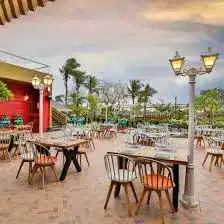 place to eat near me